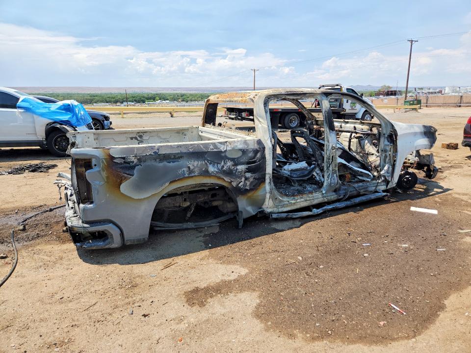 Продажа на аукционе авто 2024 Chevrolet Silverado, vin: 2GCUDEED0R1168933, номер лота: 59734186