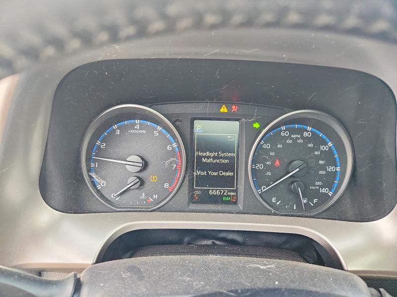 Продажа на аукционе авто 2018 Toyota Rav4, vin: JTMWFREV8JJ187677, номер лота: 60033596