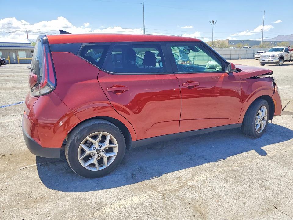 61178576 :رقم المزاد ، KNDJ23AU6P7848290 vin ، 2023 Kia Soul مزاد بيع