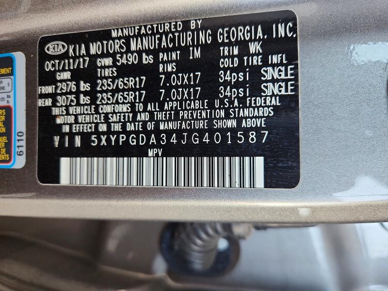 60881106 :رقم المزاد ، 5XYPGDA34JG401587 vin ، 2018 Kia Sorento مزاد بيع