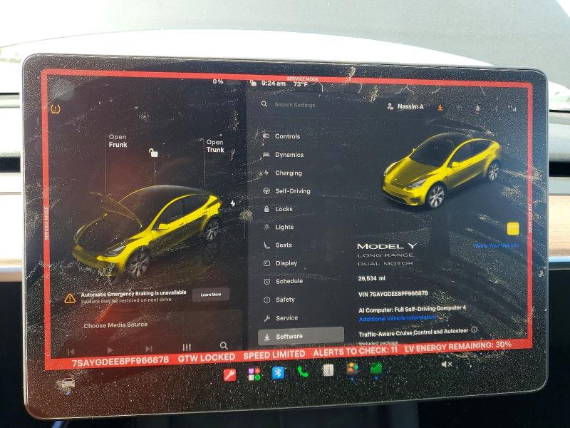 60227136 :رقم المزاد ، 7SAYGDEE8PF966878 vin ، 2023 Tesla Model Y مزاد بيع