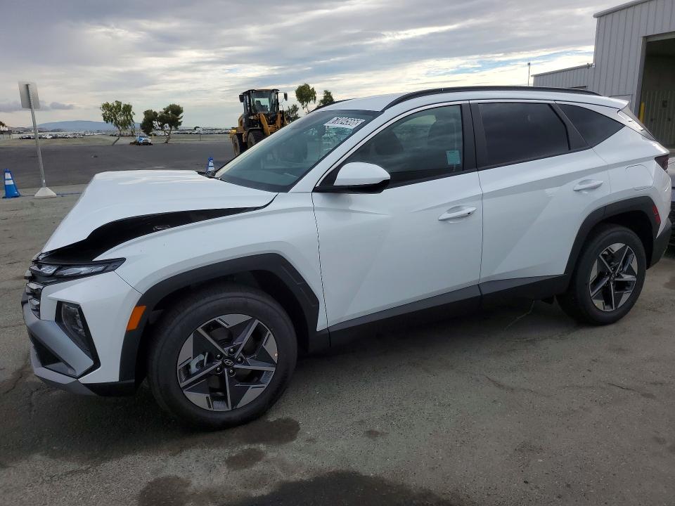 Auction sale of the 2026 Hyundai Tucson, vin: 5NMJBCDE2TH745357, lot number: 61804566