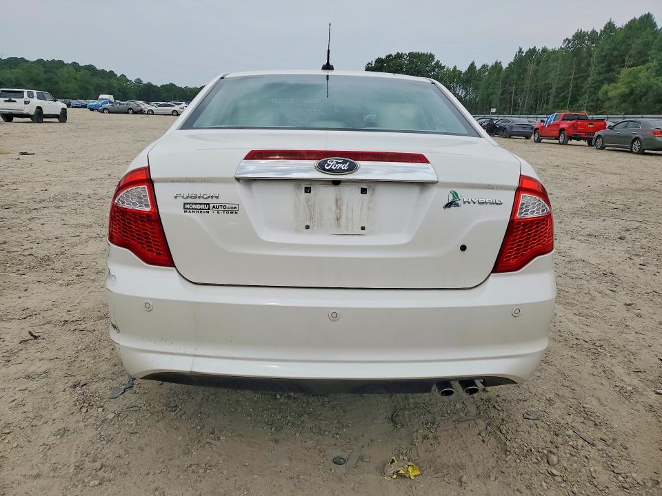 63017786 :رقم المزاد ، 3FADP0L36CR228341 vin ، 2012 Ford Fusion مزاد بيع