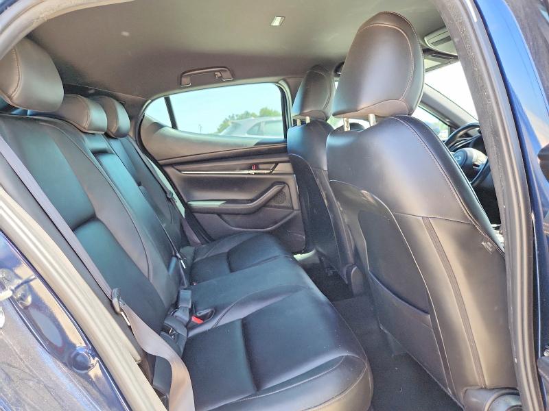 Продажа на аукционе авто 2019 Mazda 3, vin: JM1BPAMMXK1146751, номер лота: 61901636