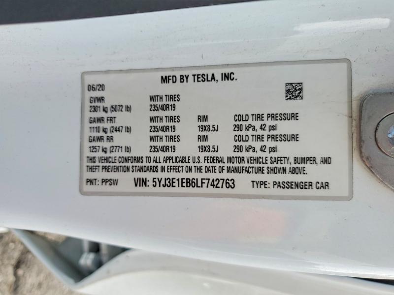 2020 Tesla Model 3 მანქანა იყიდება აუქციონზე, vin: 5YJ3E1EB6LF742763, აუქციონის ნომერი: 61829156