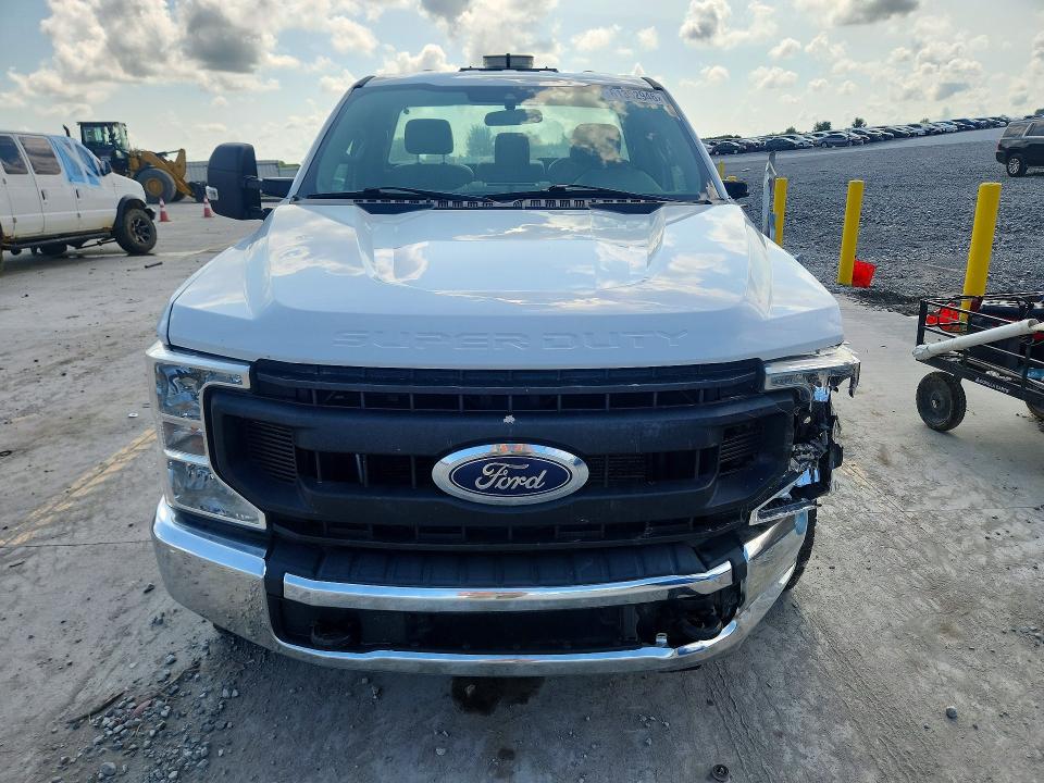 61352946 :رقم المزاد ، 1FTBF2B66LEE88236 vin ، 2020 Ford F250 مزاد بيع