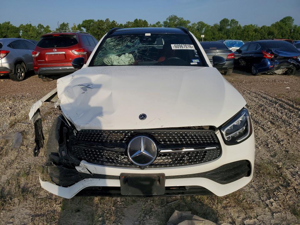 60967016 :رقم المزاد ، W1N0G8DB6NV394435 vin ، 2022 Mercedes-benz Glc مزاد بيع
