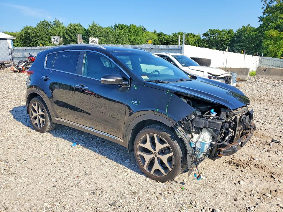 61397066 :رقم المزاد ، KNDPRCA69H7100349 vin ، 2017 Kia Sportage مزاد بيع