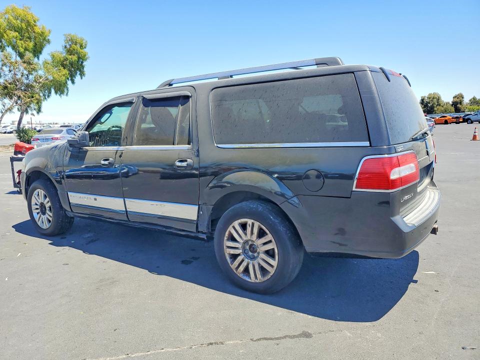 2011 Lincoln Navigator მანქანა იყიდება აუქციონზე, vin: 5LMJJ3J57BEJ00432, აუქციონის ნომერი: 61408436