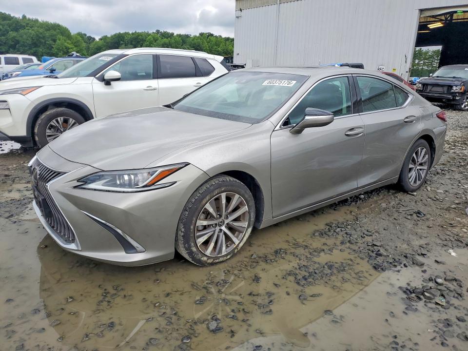 60375176 :رقم المزاد ، 58ABZ1B18KU023553 vin ، 2019 Lexus Es مزاد بيع
