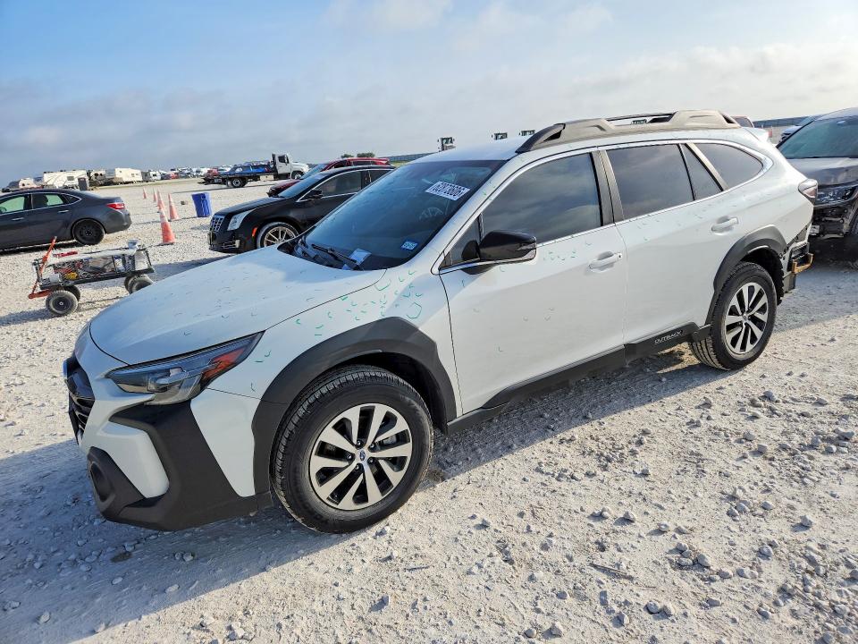 62873606 :رقم المزاد ، 4S4BTADC3P3189399 vin ، 2023 Subaru Outback مزاد بيع