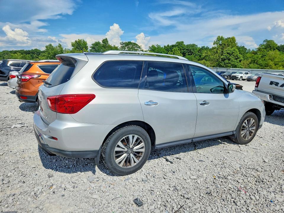 Продажа на аукционе авто 2017 Nissan Pathfinder, vin: 5N1DR2MM5HC659326, номер лота: 61588236