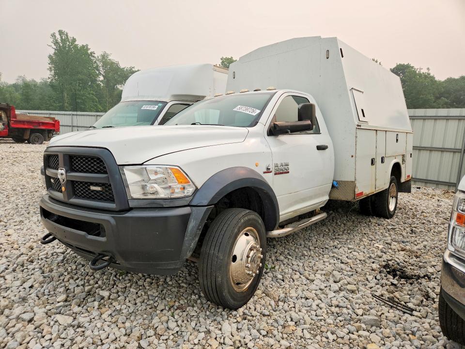 58739726 :رقم المزاد ، 3C7WRMBL7HG674946 vin ، 2017 Ram 5500 مزاد بيع