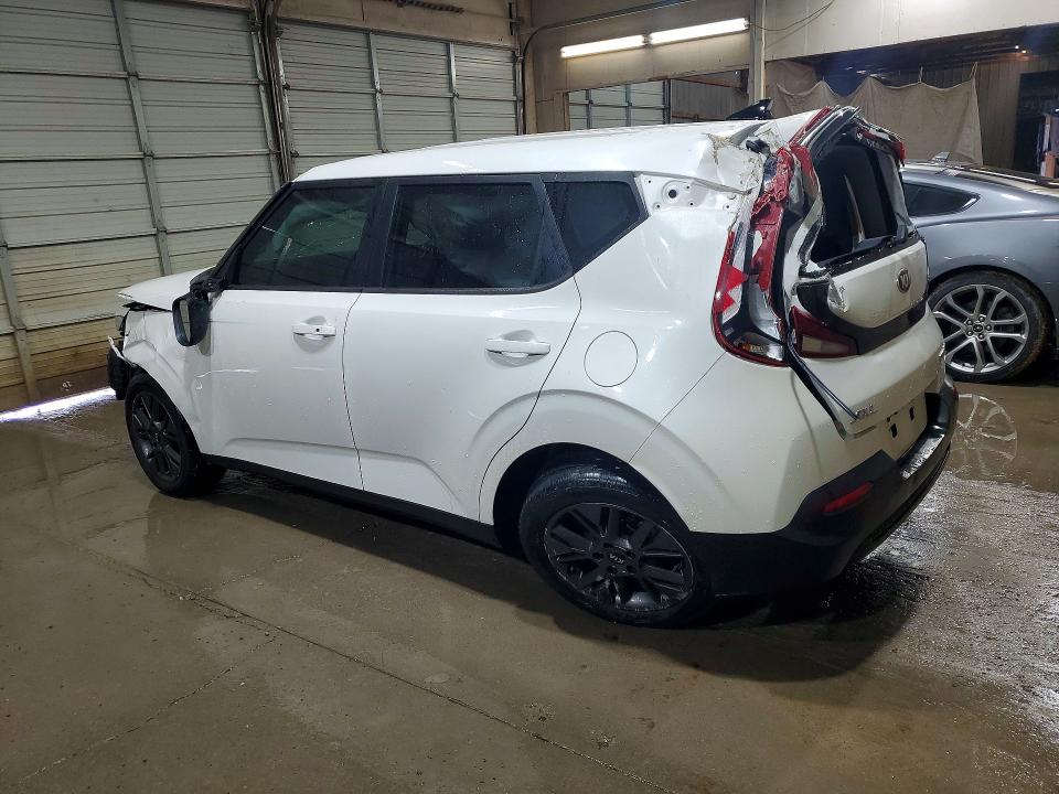 2021 Kia Soul მანქანა იყიდება აუქციონზე, vin: KNDJ33AU3M7143844, აუქციონის ნომერი: 61163426