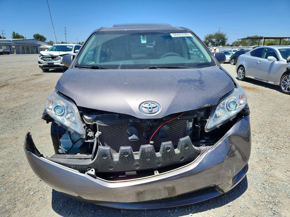 Aukcja sprzedaży 2014 Toyota Sienna, vin: 5TDYK3DC8ES425246, numer aukcji: 60483326