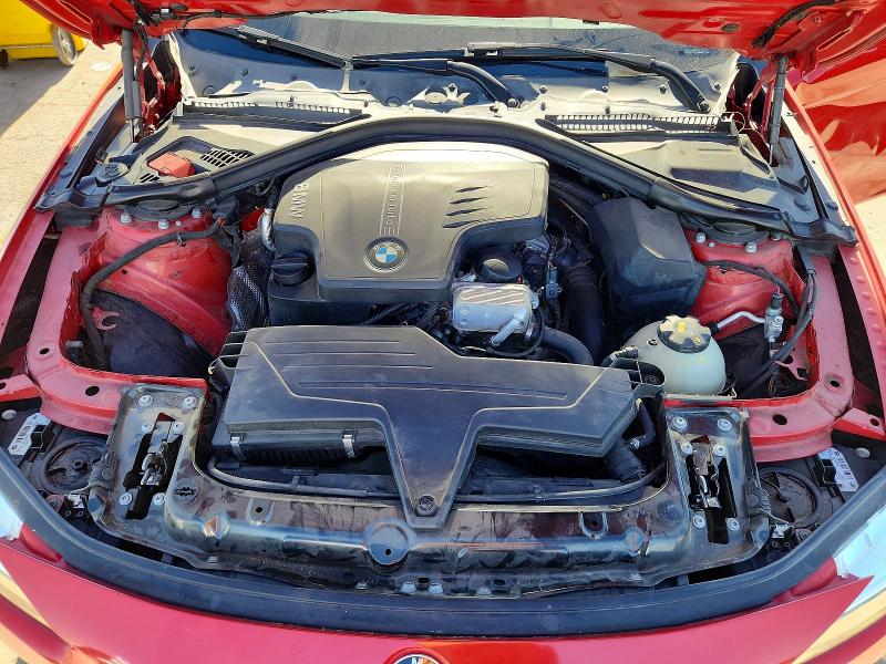62139396 :رقم المزاد ، WBA8E1G51GNT99264 vin ، 2016 Bmw 320 مزاد بيع