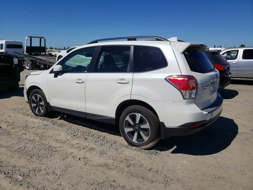 Продажа на аукционе авто 2018 Subaru Forester, vin: JF2SJARC2JH583121, номер лота: 61965966