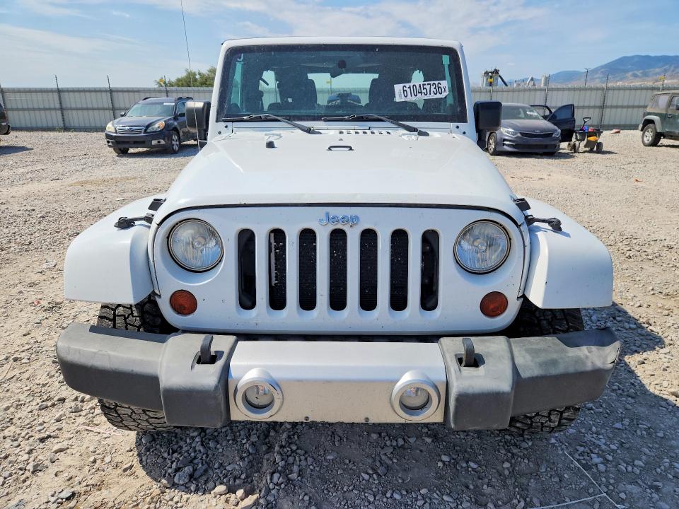 61045736 :رقم المزاد ، 1C4BJWEG2CL180910 vin ، 2012 Jeep Wrangler Unlimited مزاد بيع