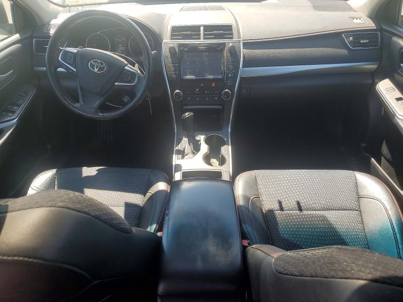 61945746 :رقم المزاد ، 4T1BF1FK7FU100096 vin ، 2015 Toyota Camry مزاد بيع