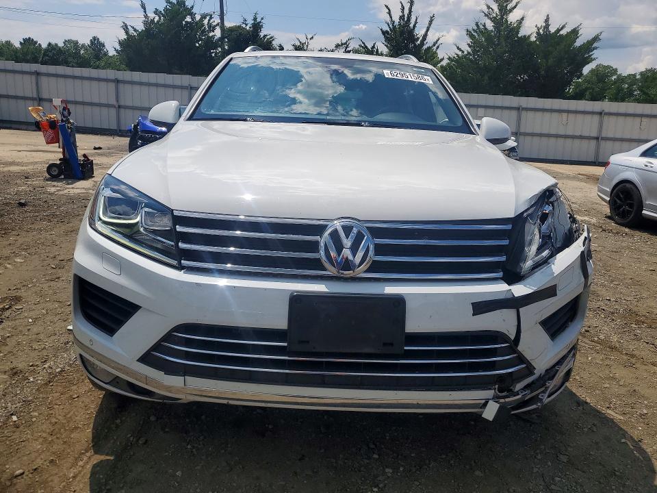Aukcja sprzedaży 2017 Volkswagen Touareg, vin: WVGRF7BP4HD004299, numer aukcji: 62951586