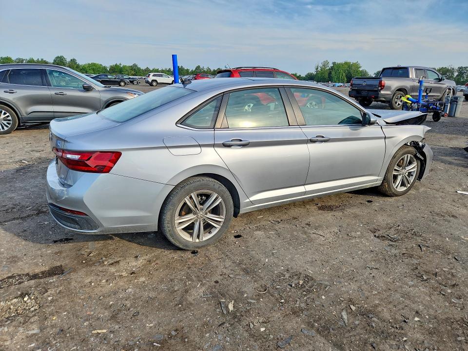 60208706 :رقم المزاد ، 3VW7M7BU3RM017961 vin ، 2024 Volkswagen Jetta مزاد بيع