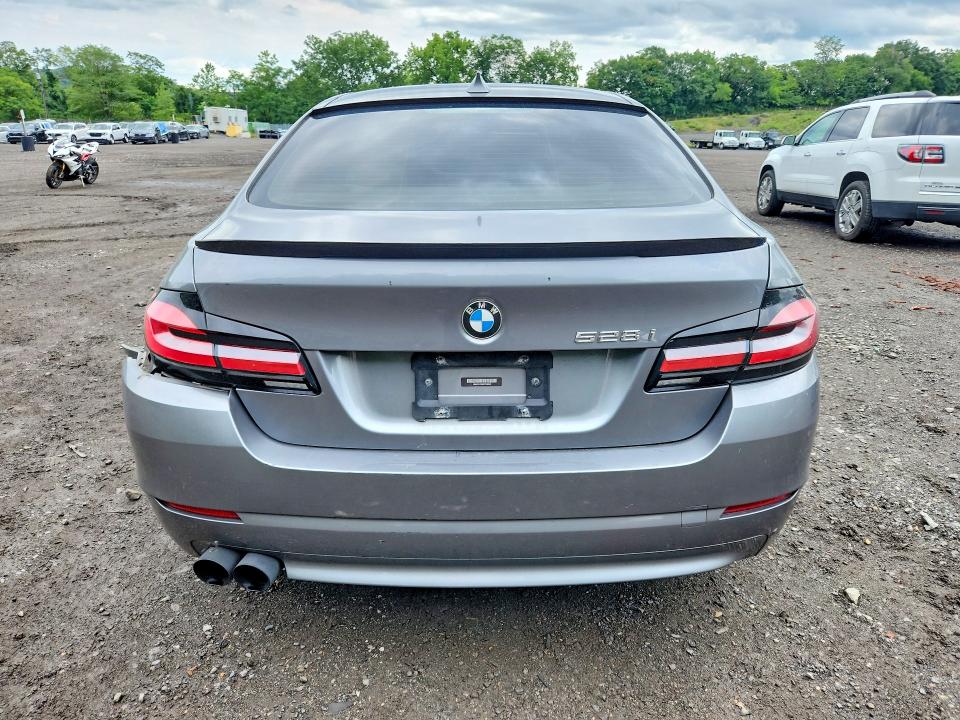 2011 Bmw 528 მანქანა იყიდება აუქციონზე, vin: WBAFR1C52BC749359, აუქციონის ნომერი: 61380236