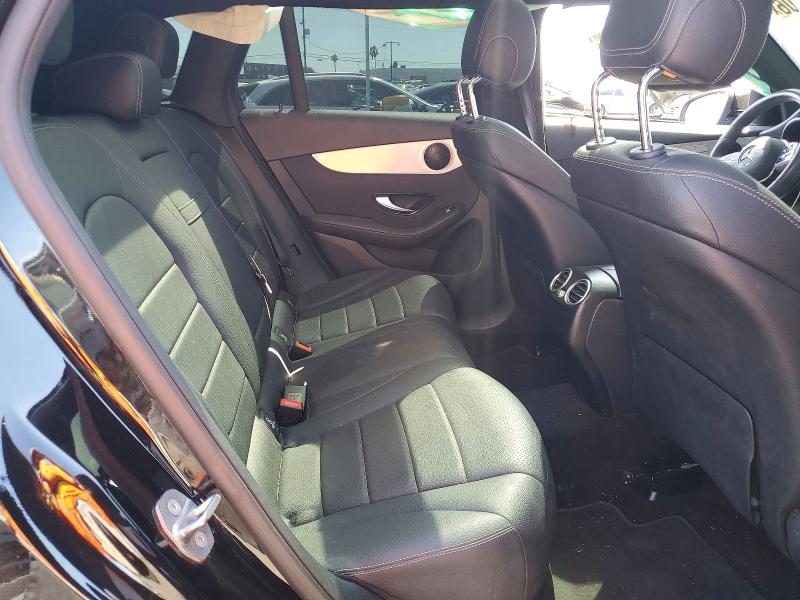 61963606 :رقم المزاد ، W1N0G8DBXMF912510 vin ، 2021 Mercedes-benz Glc مزاد بيع
