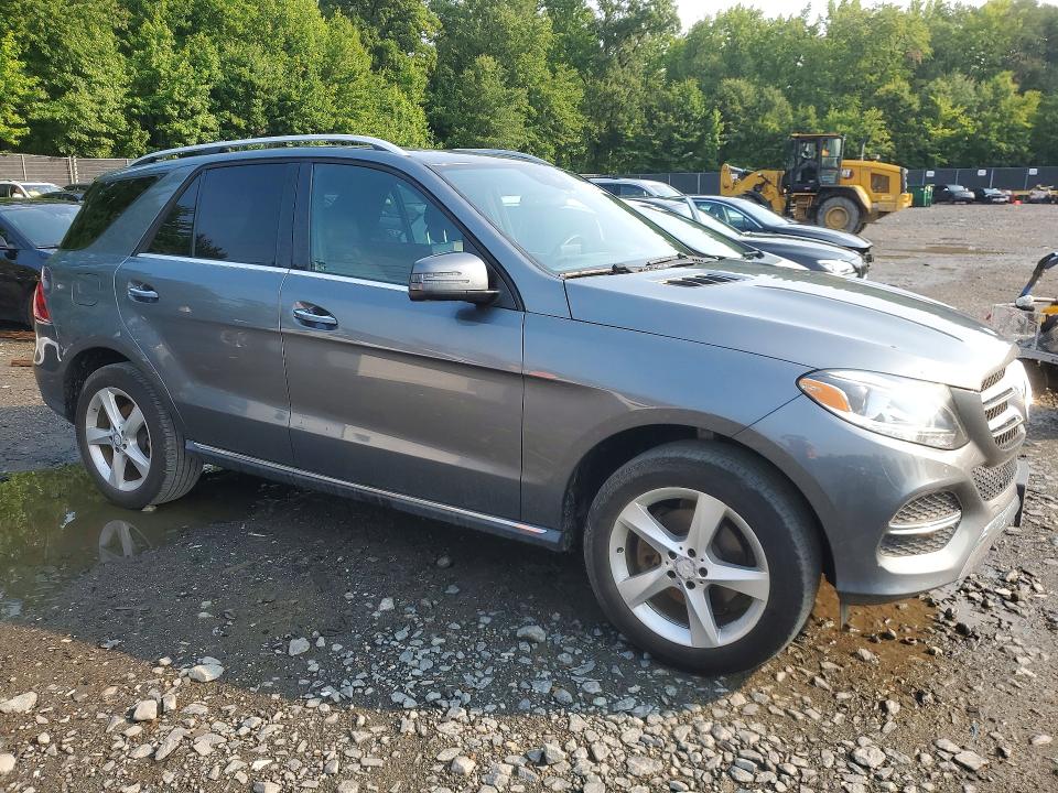 2017 Mercedes-benz Gle მანქანა იყიდება აუქციონზე, vin: 4JGDA5HB5HA823980, აუქციონის ნომერი: 62797496