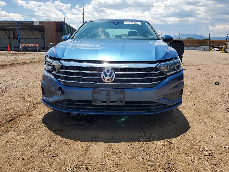 62674696 :رقم المزاد ، 3VWEB7BU8LM073804 vin ، 2020 Volkswagen Jetta مزاد بيع