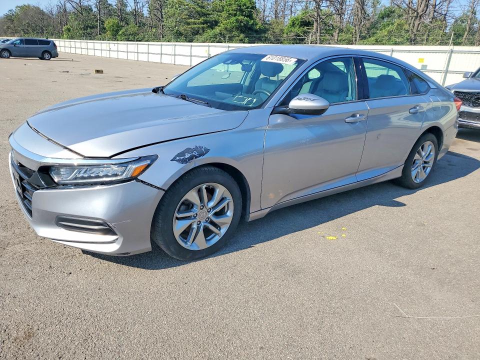 Auction sale of the 2018 Honda Accord, vin: 1HGCV1F13JA123115, lot number: 61018856
