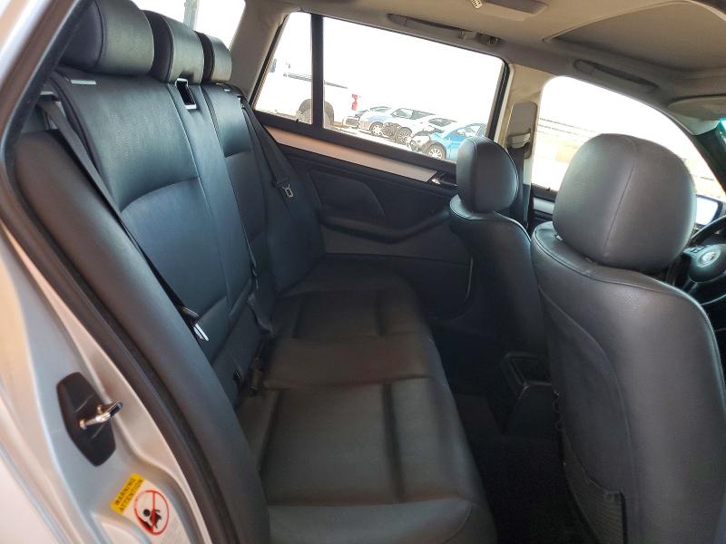 63258326 :رقم المزاد ، WBAEN33464EZ15576 vin ، 2004 Bmw 325 مزاد بيع