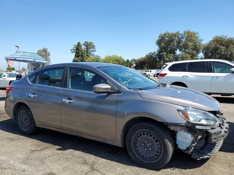 Продаж на аукціоні авто 2016 Nissan Sentra, vin: 3N1AB7AP1GL666030, номер лоту: 59331636