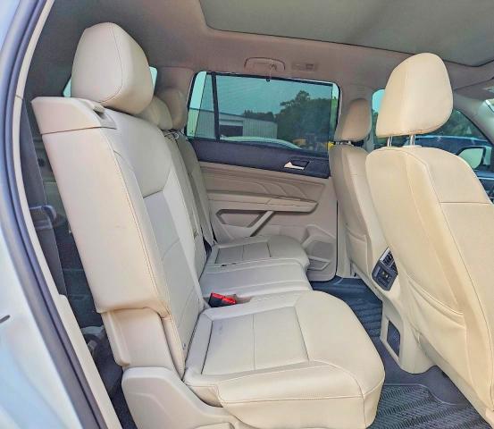 2021 Volkswagen Atlas მანქანა იყიდება აუქციონზე, vin: 1V2KR2CA8MC555442, აუქციონის ნომერი: 61699166