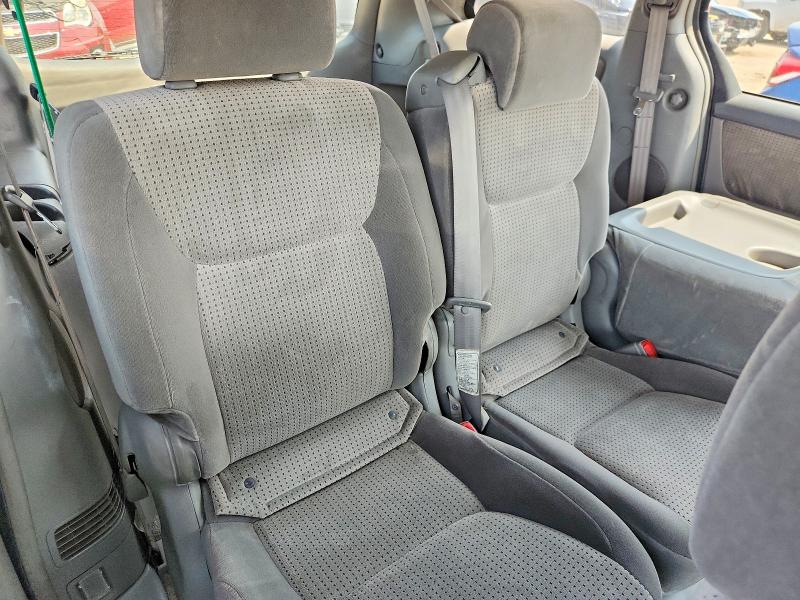 Aukcja sprzedaży 2010 Toyota Sienna, vin: 5TDKK4CC2AS322833, numer aukcji: 61769926
