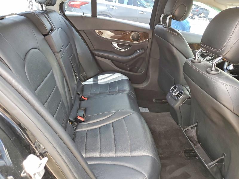 59355856 :رقم المزاد ، 55SWF4KB1FU020331 vin ، 2015 Mercedes-benz C مزاد بيع