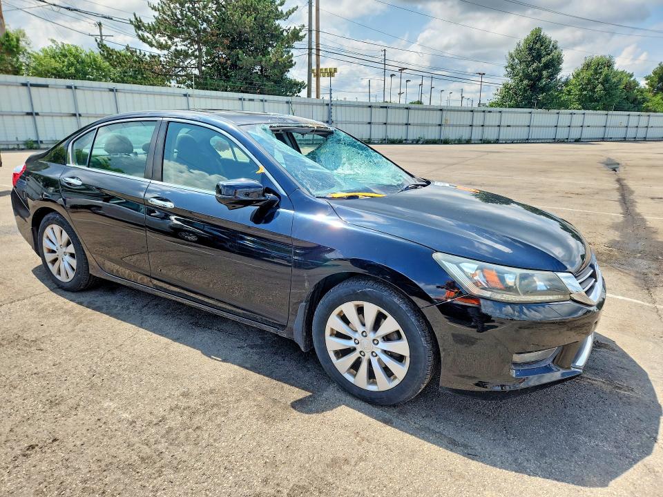 Продажа на аукционе авто 2015 Honda Accord, vin: 1HGCR2F79FA218560, номер лота: 60358736