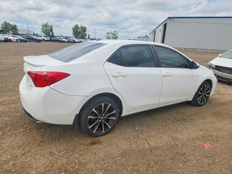 62009586 :رقم المزاد ، 2T1BURHE1JC989953 vin ، 2018 Toyota Corolla مزاد بيع