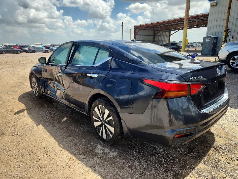 61621036 :رقم المزاد ، 1N4BL4DV5NN378067 vin ، 2022 Nissan Altima مزاد بيع