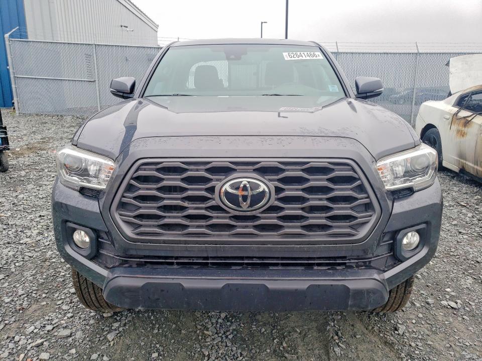 62641466 :رقم المزاد ، 3TYSZ5ANXMT042303 vin ، 2021 Toyota Tacoma مزاد بيع
