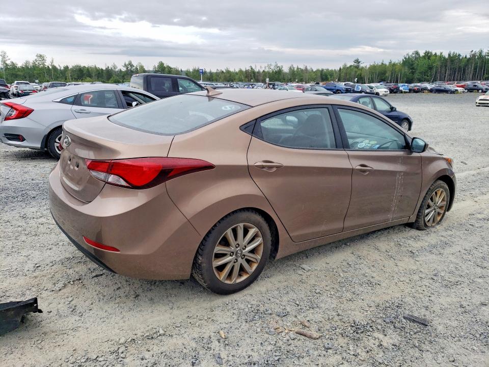 60448046 :رقم المزاد ، KMHDH4AE9FU455034 vin ، 2015 Hyundai Elantra مزاد بيع
