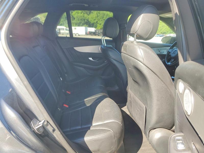 60761916 :رقم المزاد ، WDC0G4KB2KV146465 vin ، 2019 Mercedes-benz Glc مزاد بيع