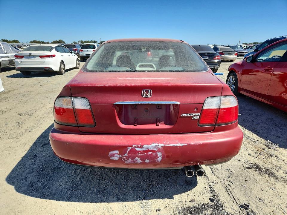 1996 Honda Accord მანქანა იყიდება აუქციონზე, vin: 1HGCD5662TA006893, აუქციონის ნომერი: 62110926