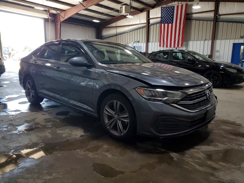 63131736 :رقم المزاد ، 3VW7M7BU0NM030645 vin ، 2022 Volkswagen Jetta مزاد بيع