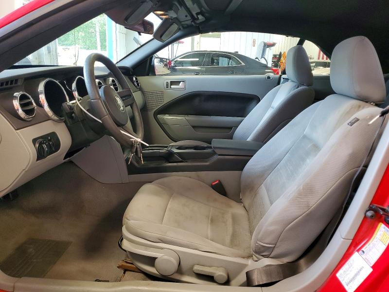 2009 Ford Mustang მანქანა იყიდება აუქციონზე, vin: 1ZVHT84N195108011, აუქციონის ნომერი: 61954076