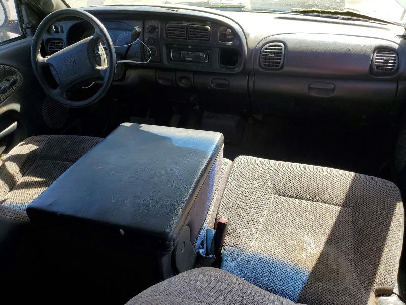 2000 Dodge Ram 1500 მანქანა იყიდება აუქციონზე, vin: 3B7HC13Y4YG105083, აუქციონის ნომერი: 61050806