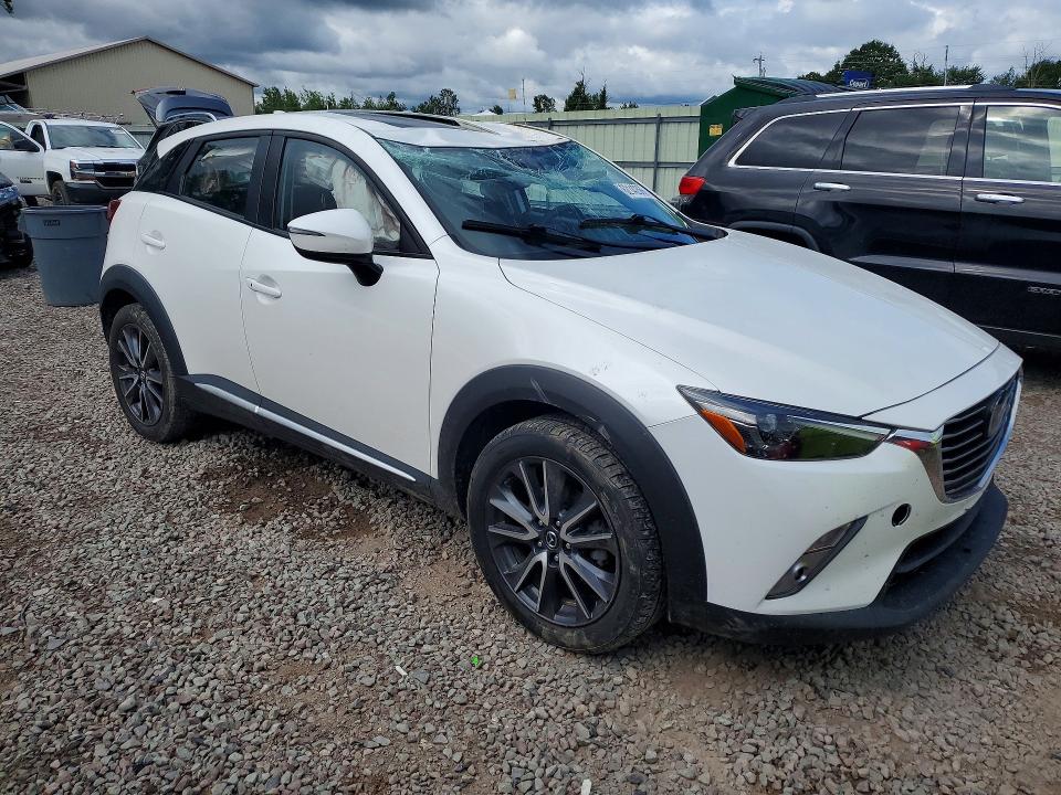 Продажа на аукционе авто 2018 Mazda Cx-3, vin: JM1DKFD73J0316435, номер лота: 62142366