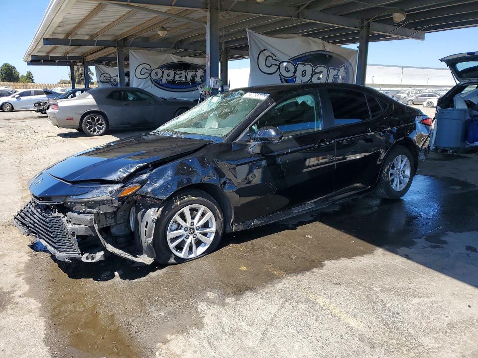 2025 Toyota Camry მანქანა იყიდება აუქციონზე, vin: 4T1DAACK1SU132452, აუქციონის ნომერი: 62985506