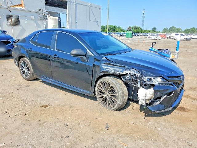 Продажа на аукционе авто 2018 Toyota Camry, vin: 4T1B11HK6JU080072, номер лота: 58187896