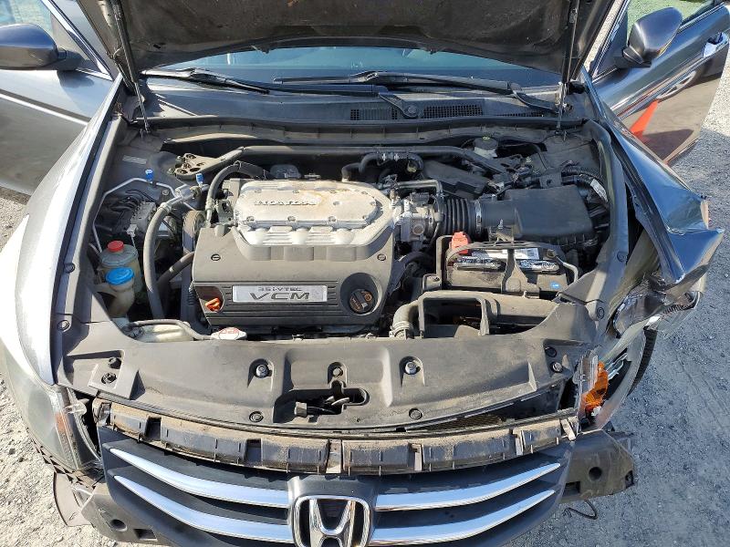 61809676 :رقم المزاد ، 1HGCP3F8XBA019340 vin ، 2011 Honda Accord مزاد بيع