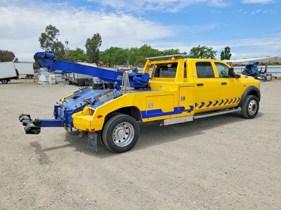60107216 :رقم المزاد ، 3C7WRNFL5KG606068 vin ، 2019 Ram 5500 مزاد بيع